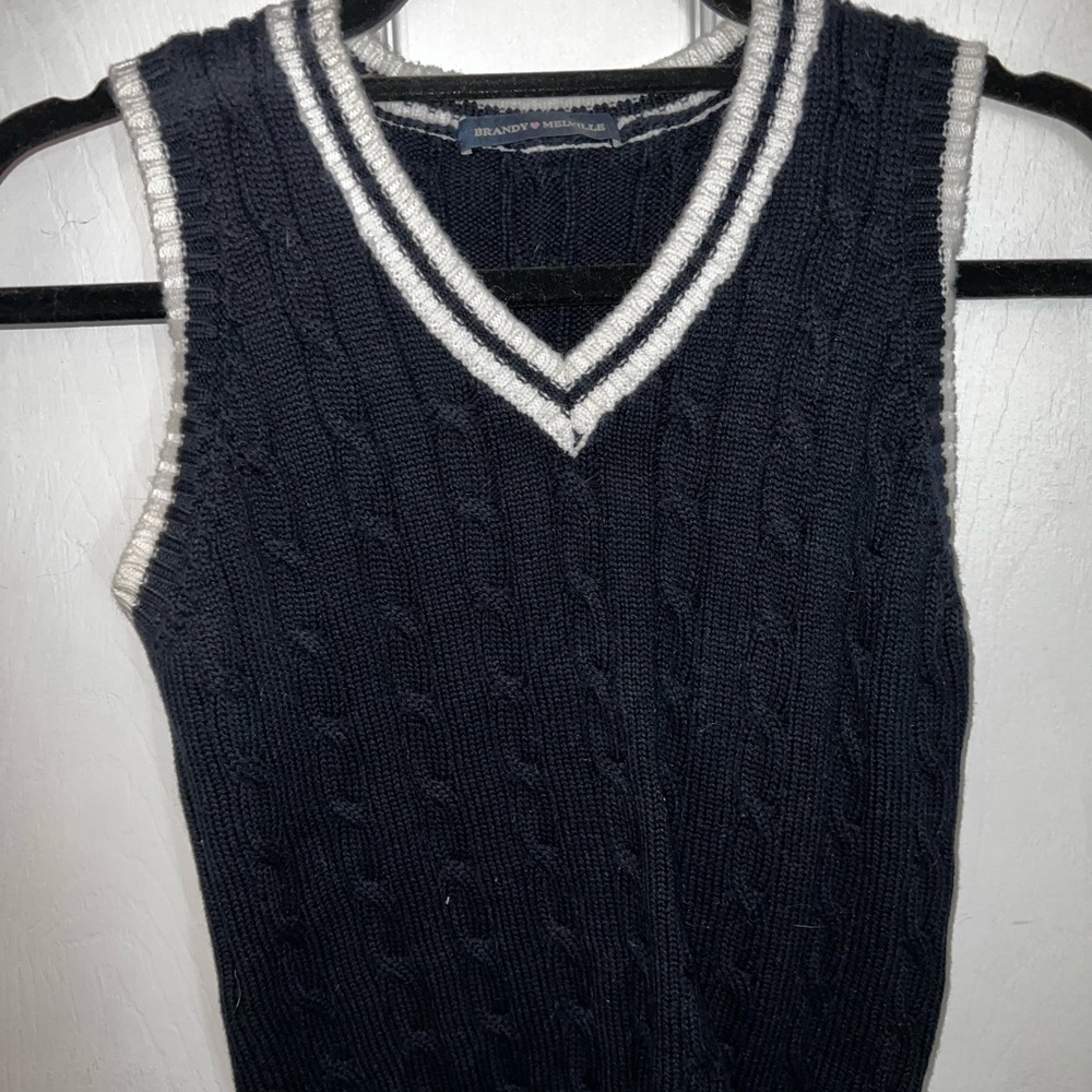 Brandy Melville sweater vest